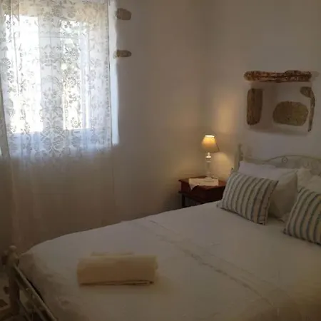 Elliah Moni Christou Dasous