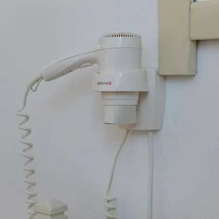 Elliah Moni Christou Dasous