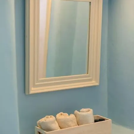 Elliah Moni Christou Dasous