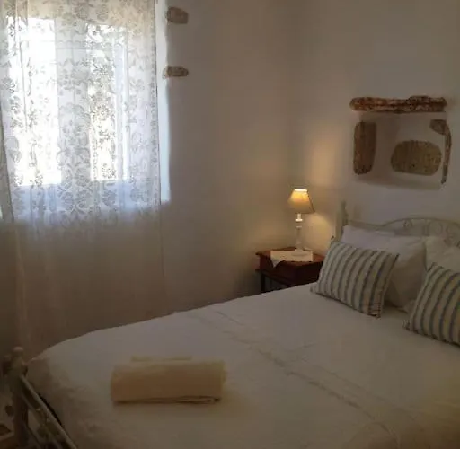 Elliah Moni Christou Dasous