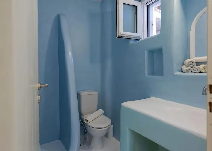 Elliah Moni Christou Dasous